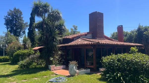 Quinta en Alejandro de Manzoni 400