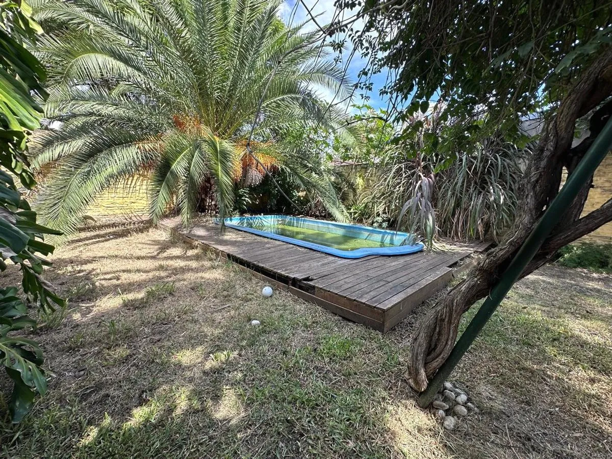 Casa en Esteban Merlo 5200