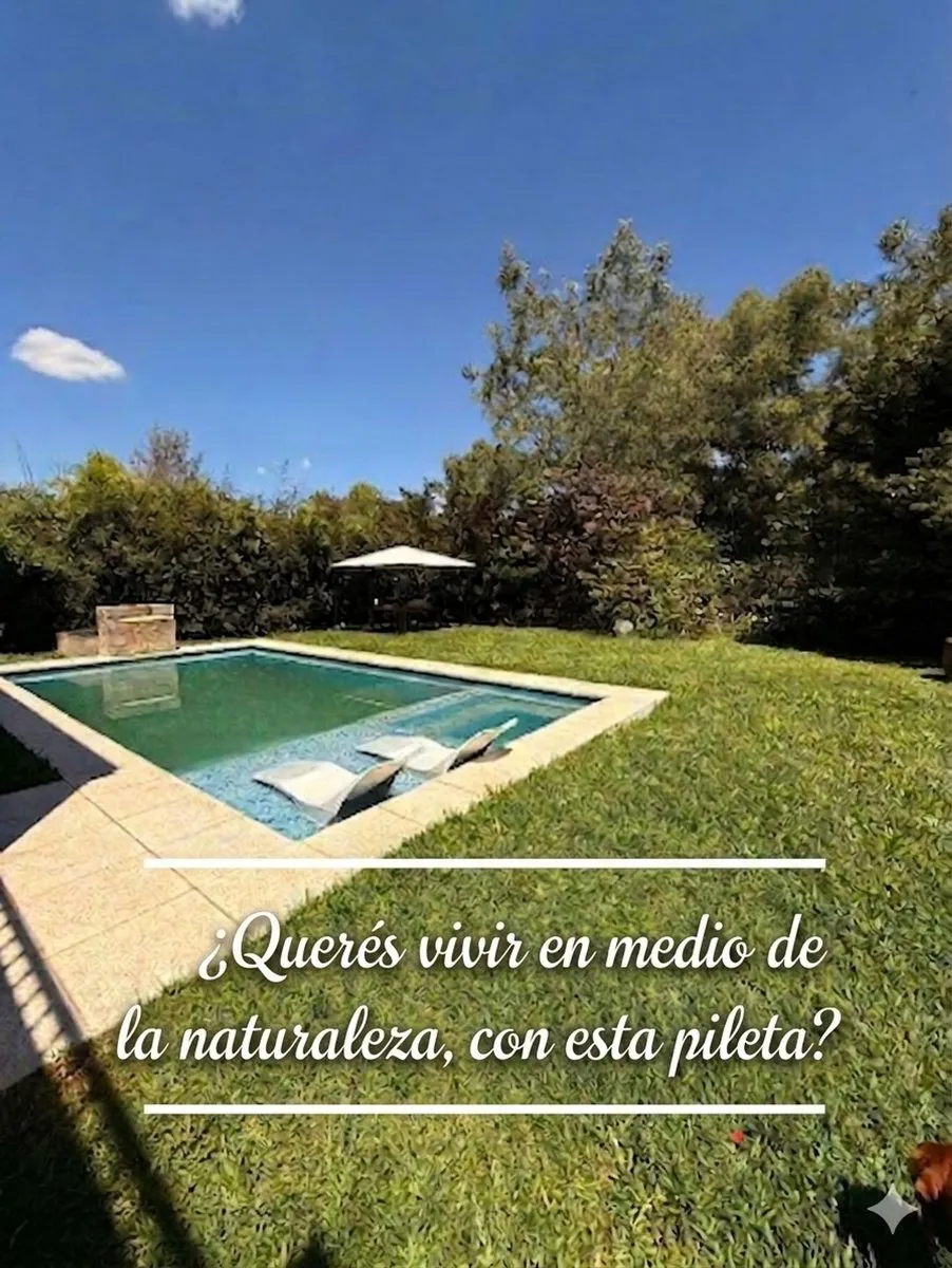 Casa en Andres Chazarreta E Hilario Cuadros ( Barrio la Ce 2100