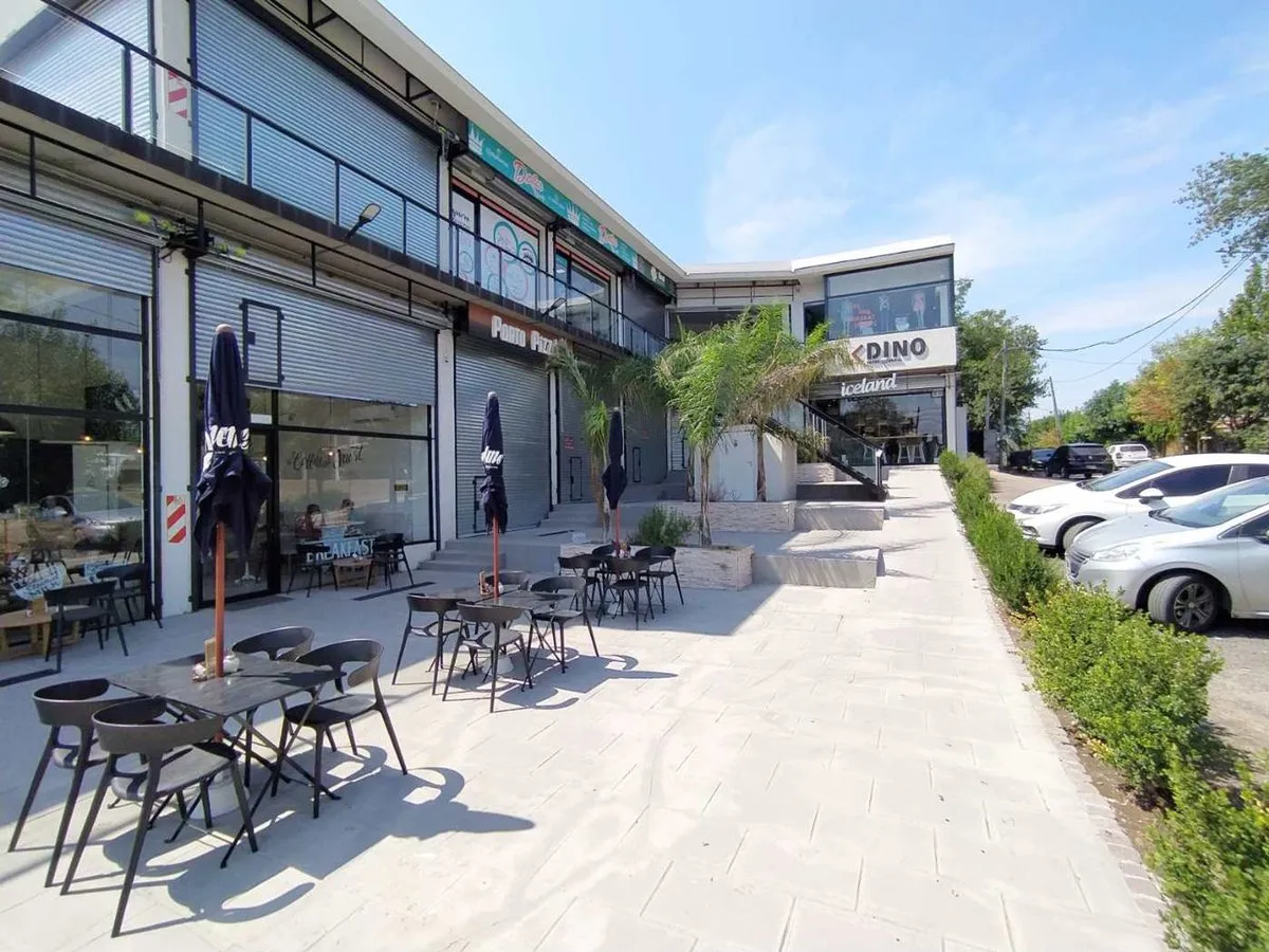 Local Comercial en Santa Maria 500