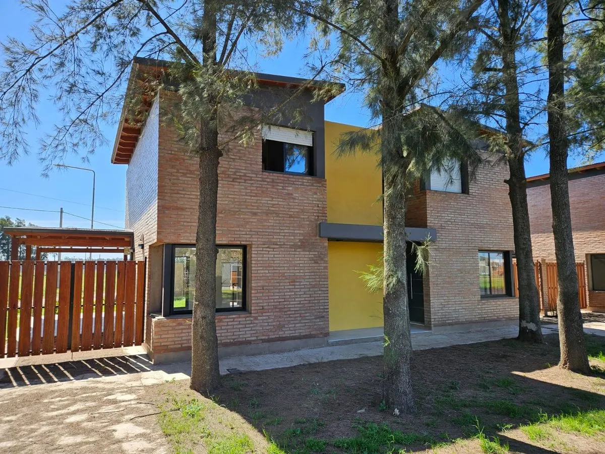 Casa en José Rabitti 100