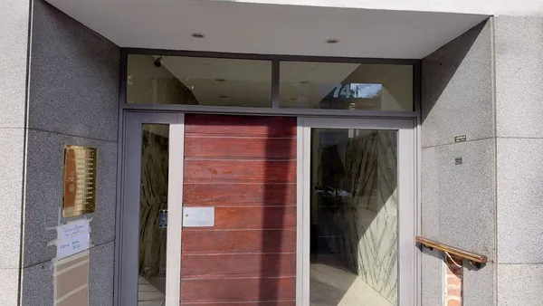 Departamento en Avenida Hipólito Yrigoyen 7400