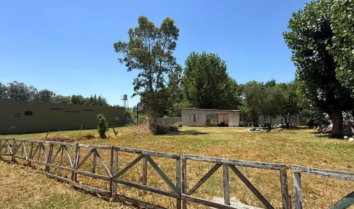 Casa en Onas Barrio Las Acacias 300