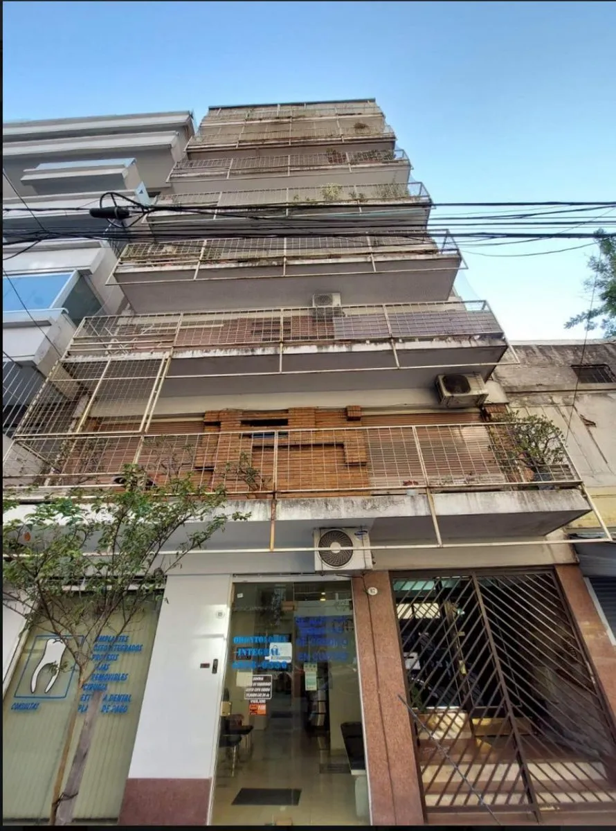 Departamento en Luis María Drago 0