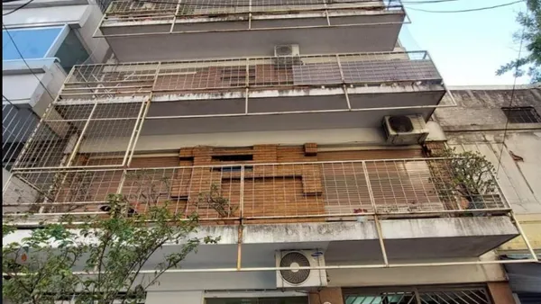 Departamento en Luis María Drago 0