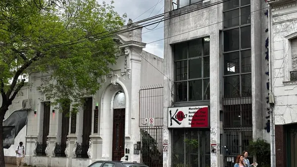 Local Comercial en 60 E/ 11 y 12 800