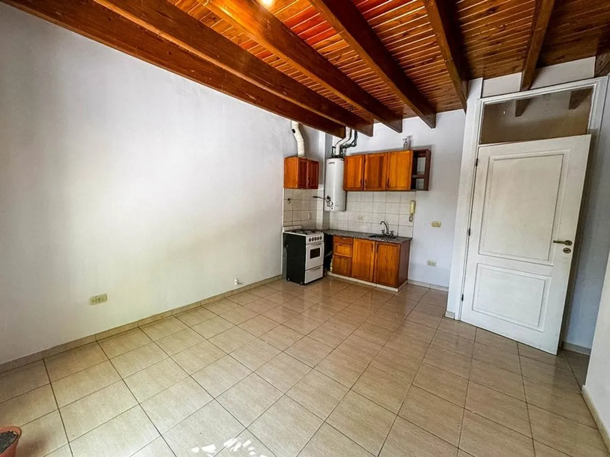 Departamento en Juan B. Justo 400
