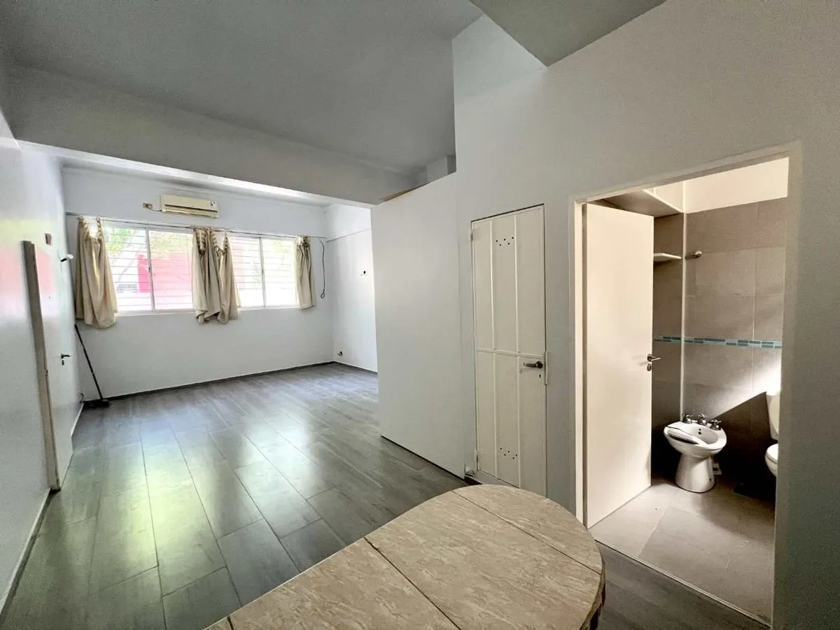 Departamento en Bucarelli 3500