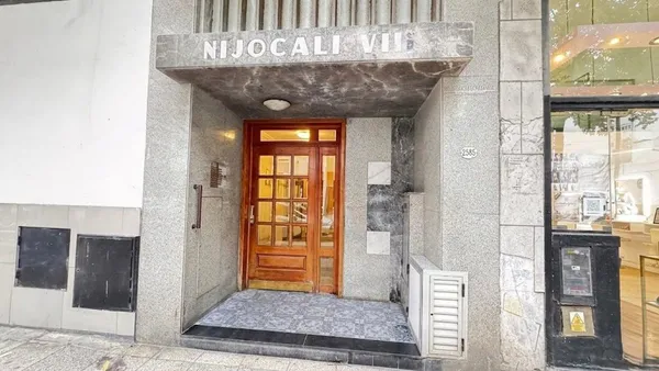 Departamento en Sarmiento 2500