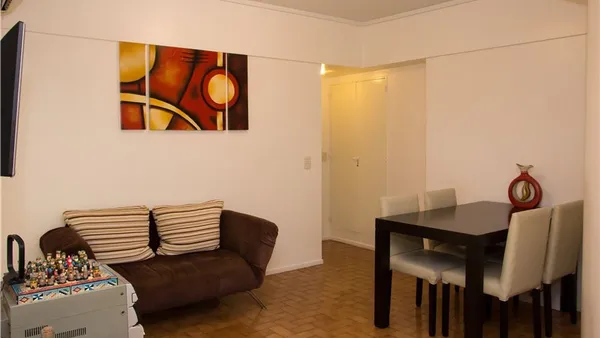 Departamento en Rojas 1800