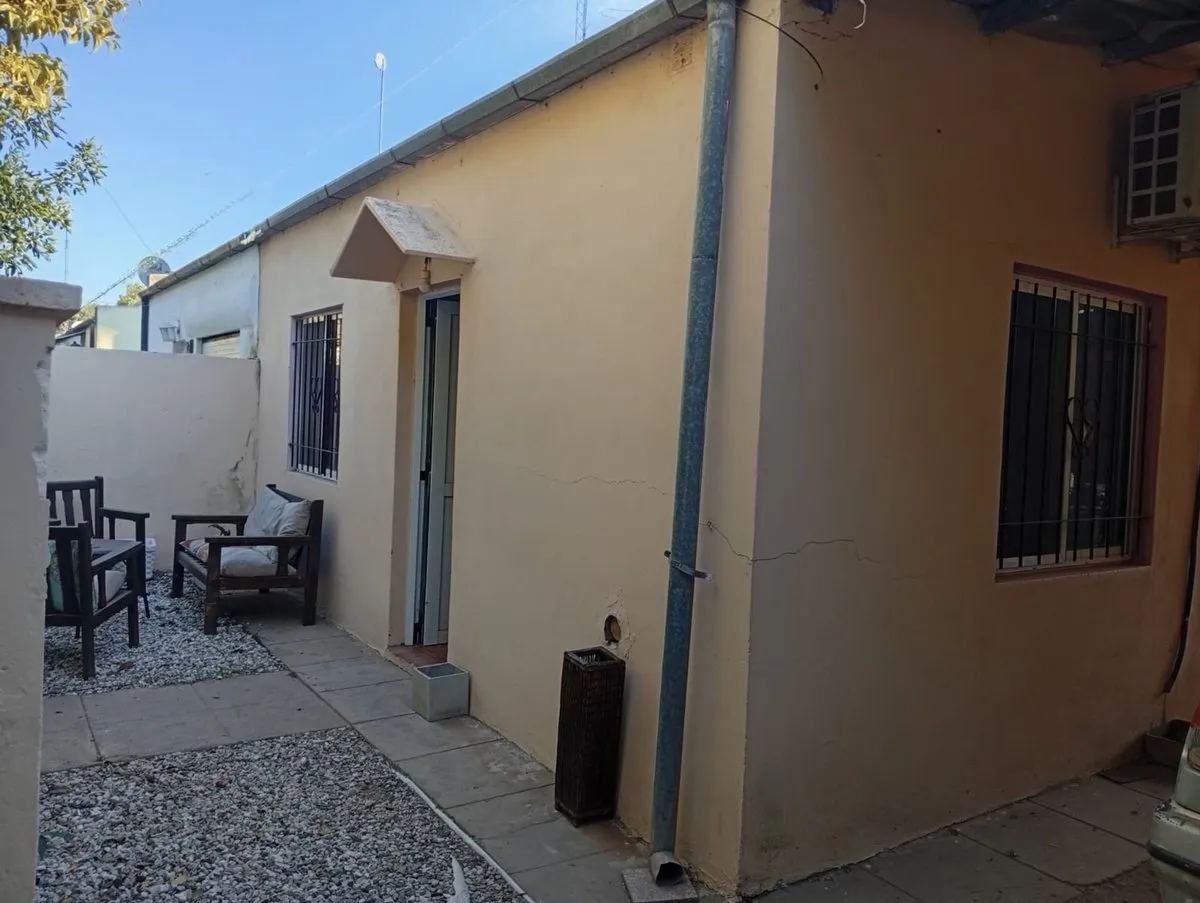 Casa en Ernesto Pavoni 200