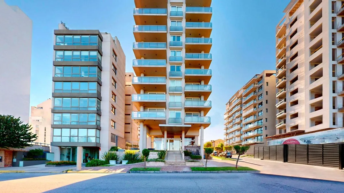 Departamento en Leandro N. Alem 4600