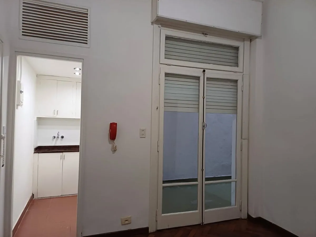 Departamento en Viamonte 2400