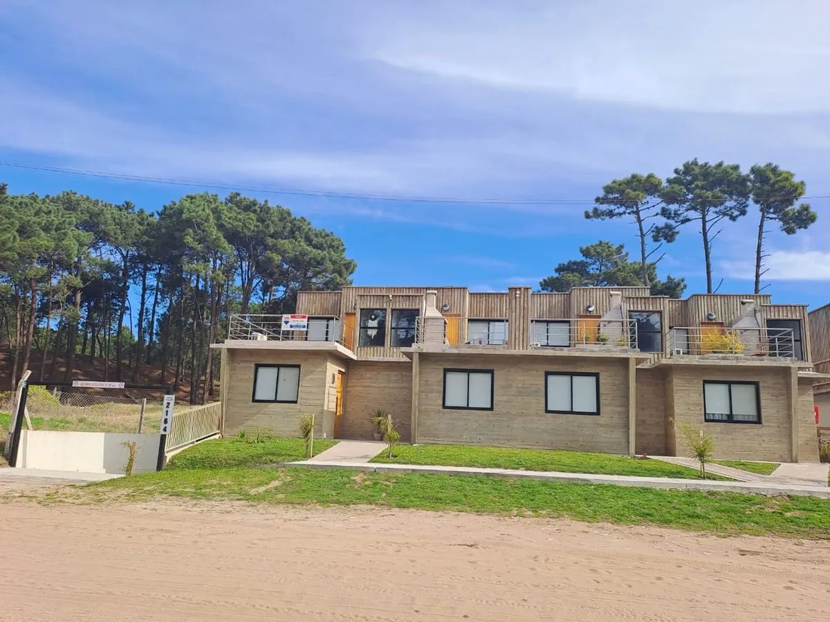 Departamento en Avenida Martín Pescador 2100