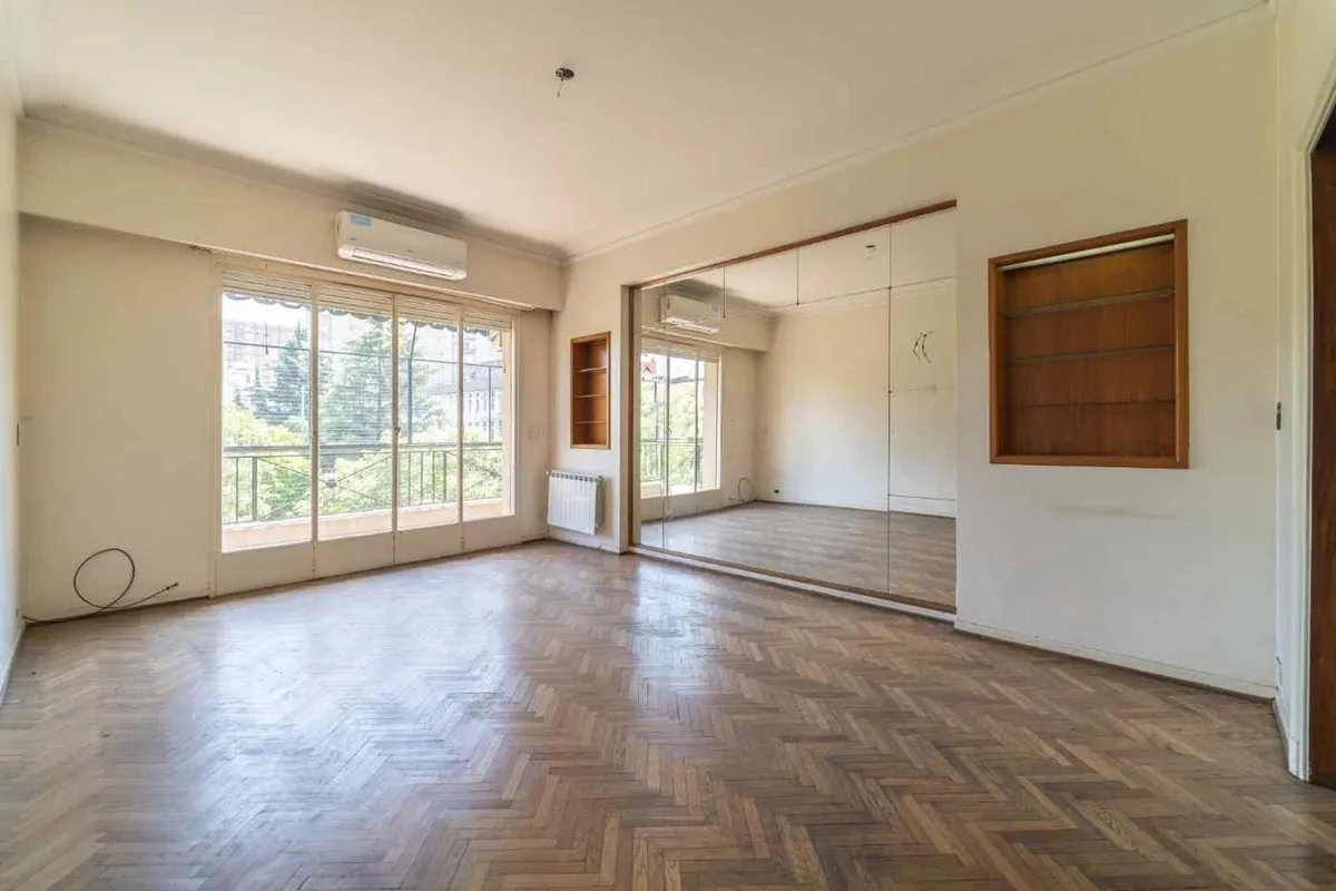 Departamento en Jose Maria Moreno 100