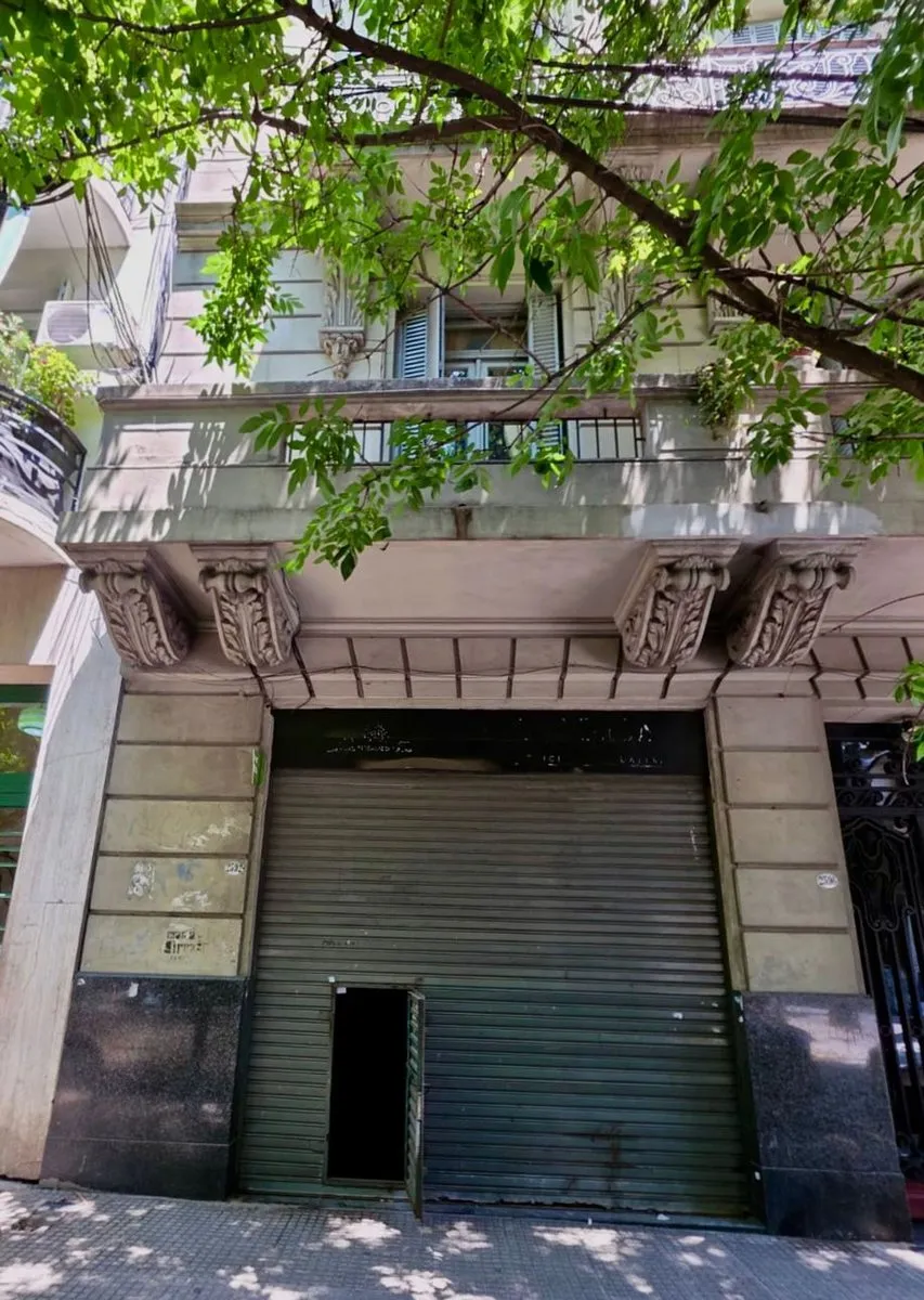 Local Comercial en Hipólito Yrigoyen 2500