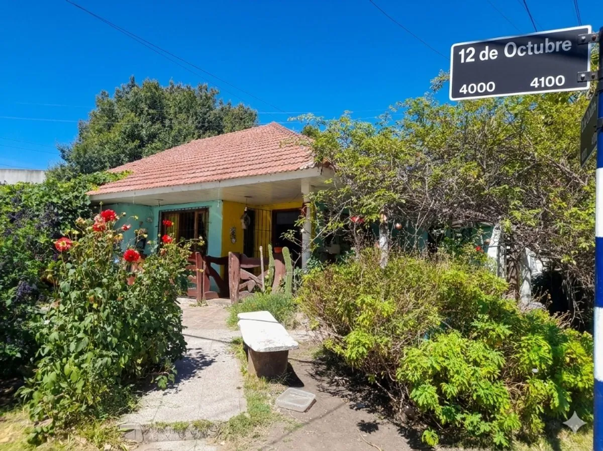 Casa en 12 de Octubre 9100
