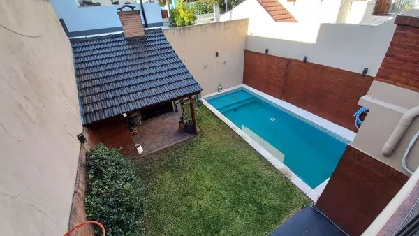 Casa en Pasaje Yugoslavia 3000