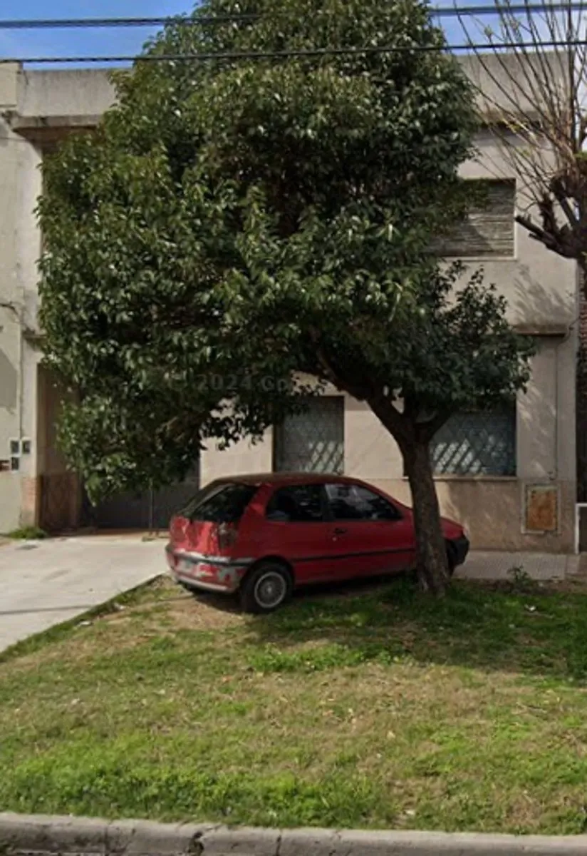 Casa en Zapiola 900