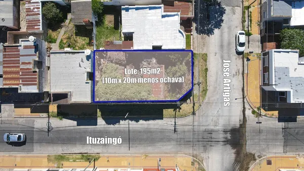 Casa en Ituzaingó 1300