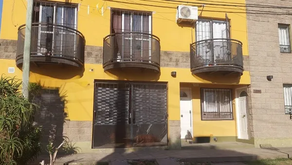 Departamento en Esteban Echeverría 1200