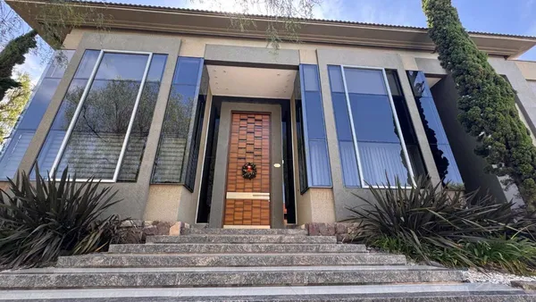 Casa en Avenida Champagnat 2000