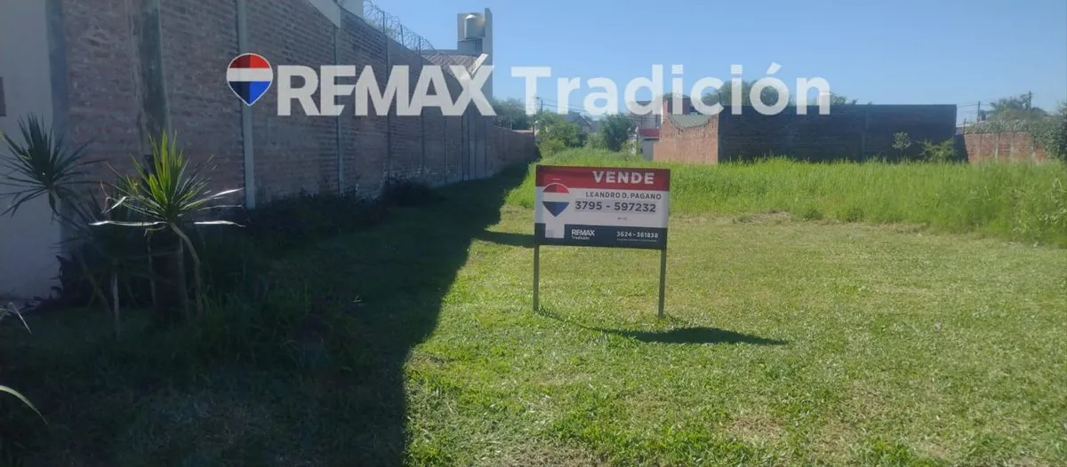 Lote en 2 de Febrero 2300
