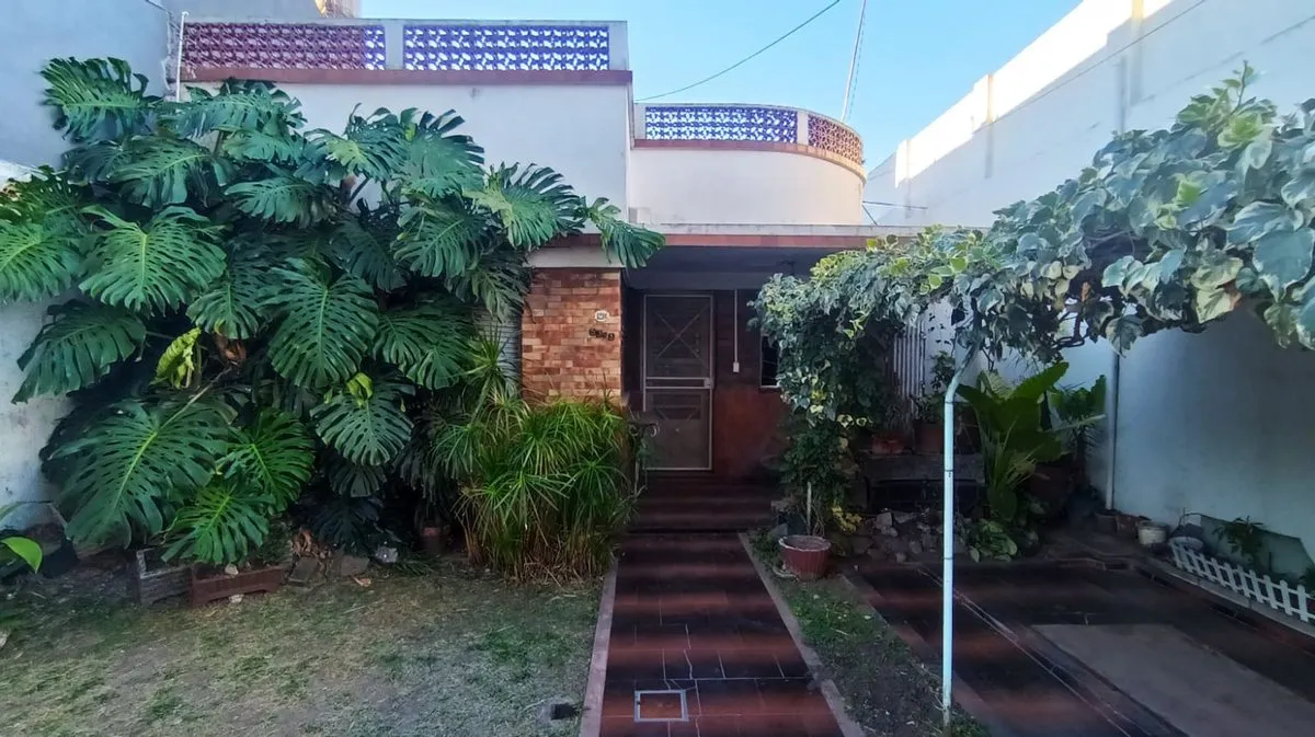 Casa en Avenida Mitre 5300
