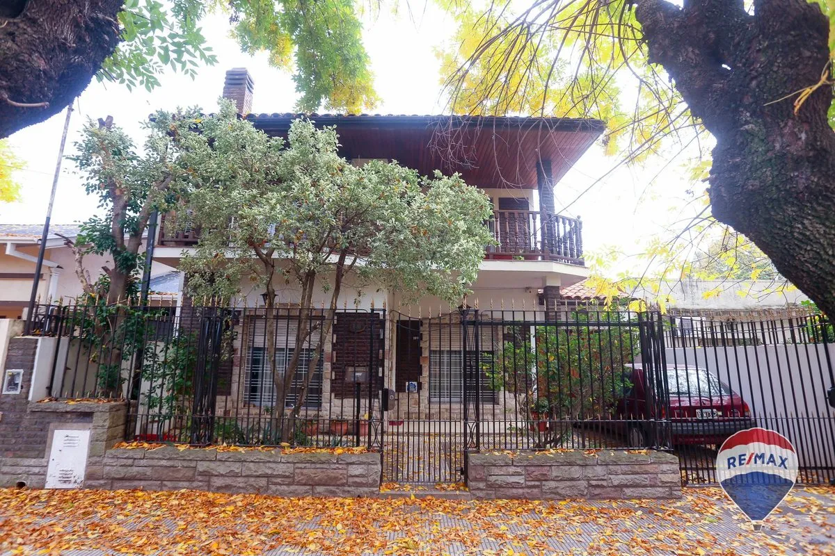 Casa en Florencio Varela 100