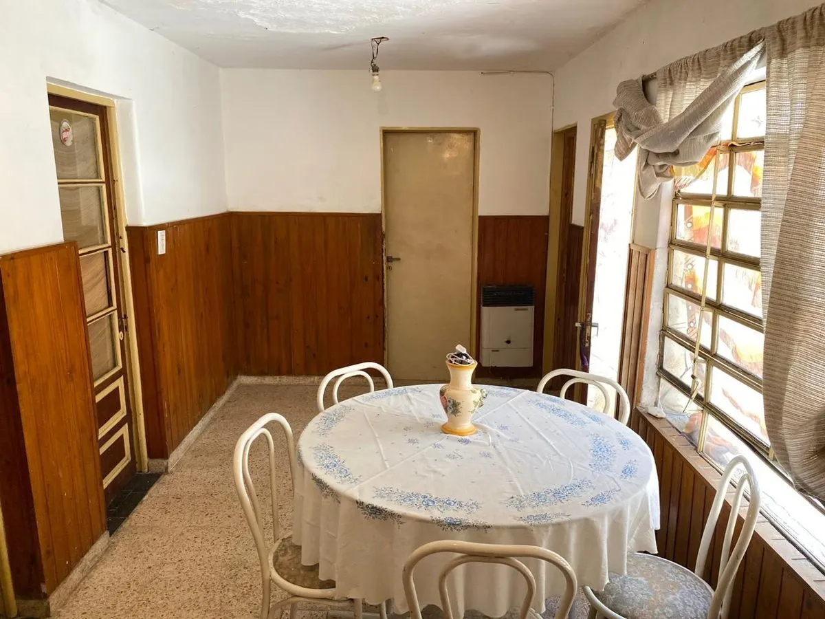 Casa en Camilo Aldao 1700