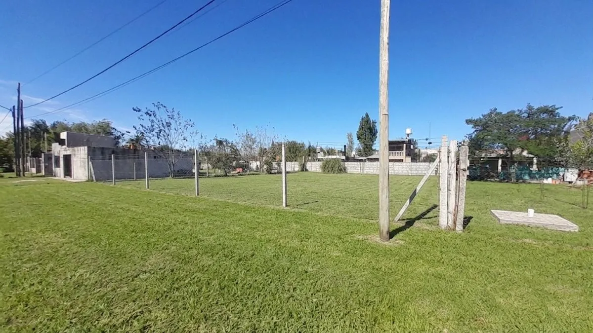 Lote en El Benteveo 1900