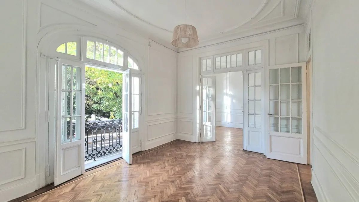 Departamento en Avenida Hipólito Yrigoyen 1500