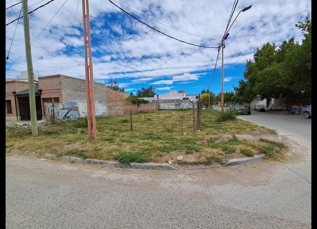 Lote en La Pampa y Chula Vista S/N