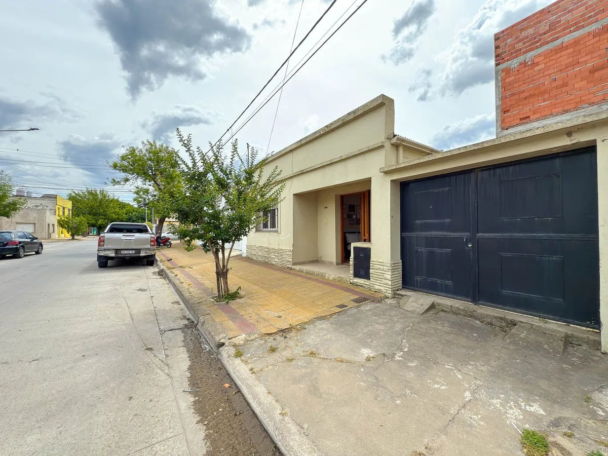 Casa en Arana 1700