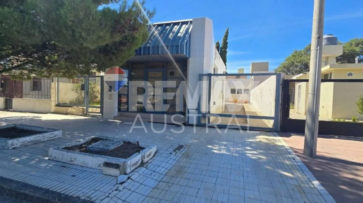 Casa en Francisco Behr 600
