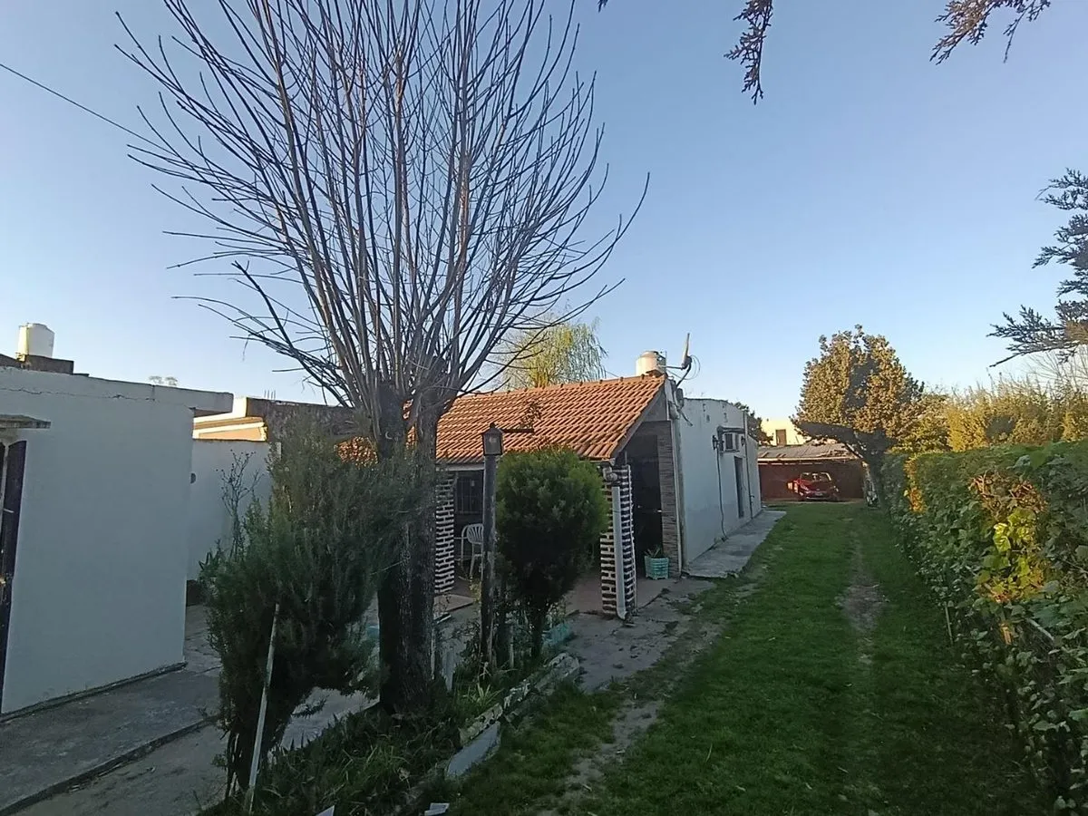 Casa en Los Chañares 1500