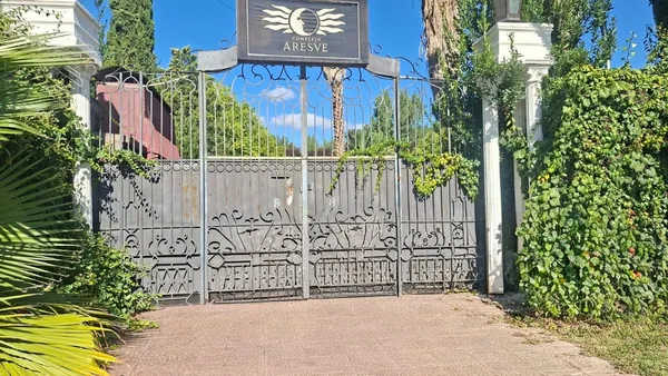 Casa en Nicolás Serpa 5100