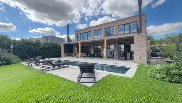 Casa en El Canton, Norte, Calle Libertad 300