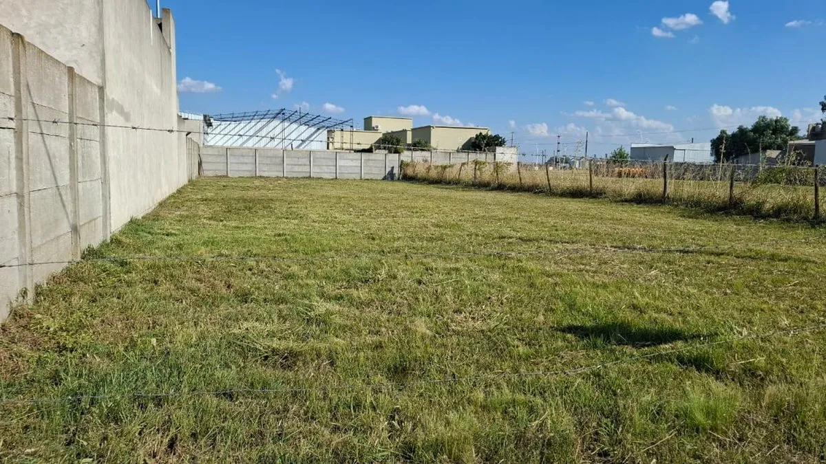 Lote en Hilario Ascasubi 2100
