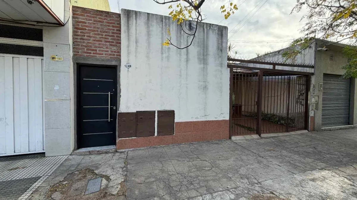 Casa en Donovan 1700