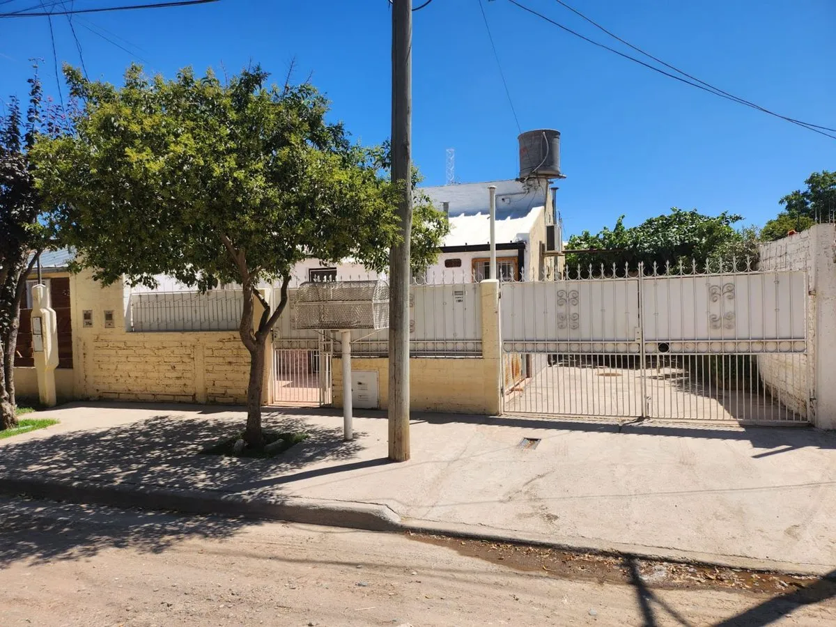 Casa en Antonio Malaver 2300