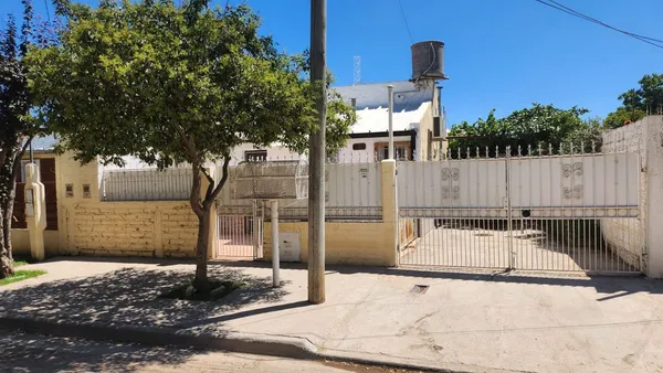 Casa en Antonio Malaver 2300