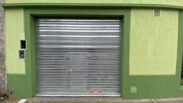 Local Comercial en Avenida 844 1000