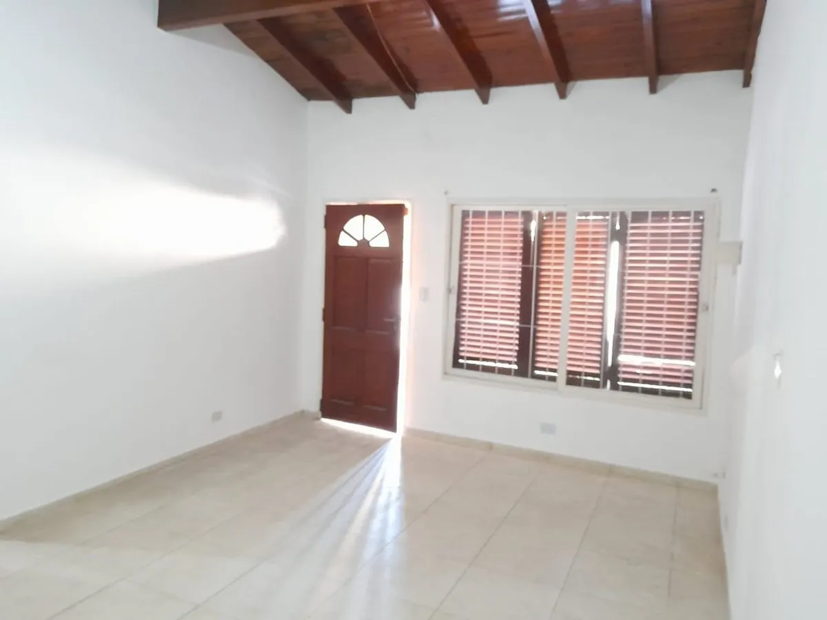 P H en Bartolomé Hidalgo 2200