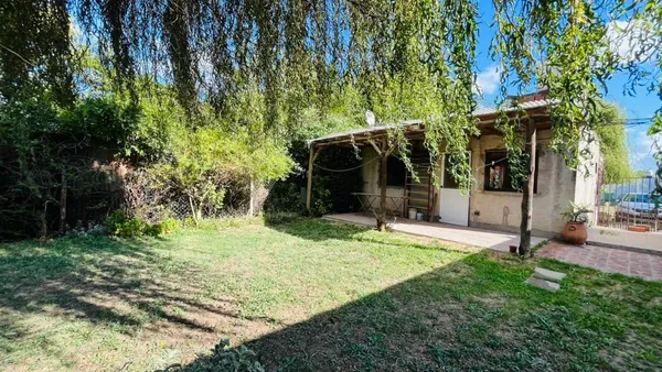 Casa en 218 E/ 42 y 43 0