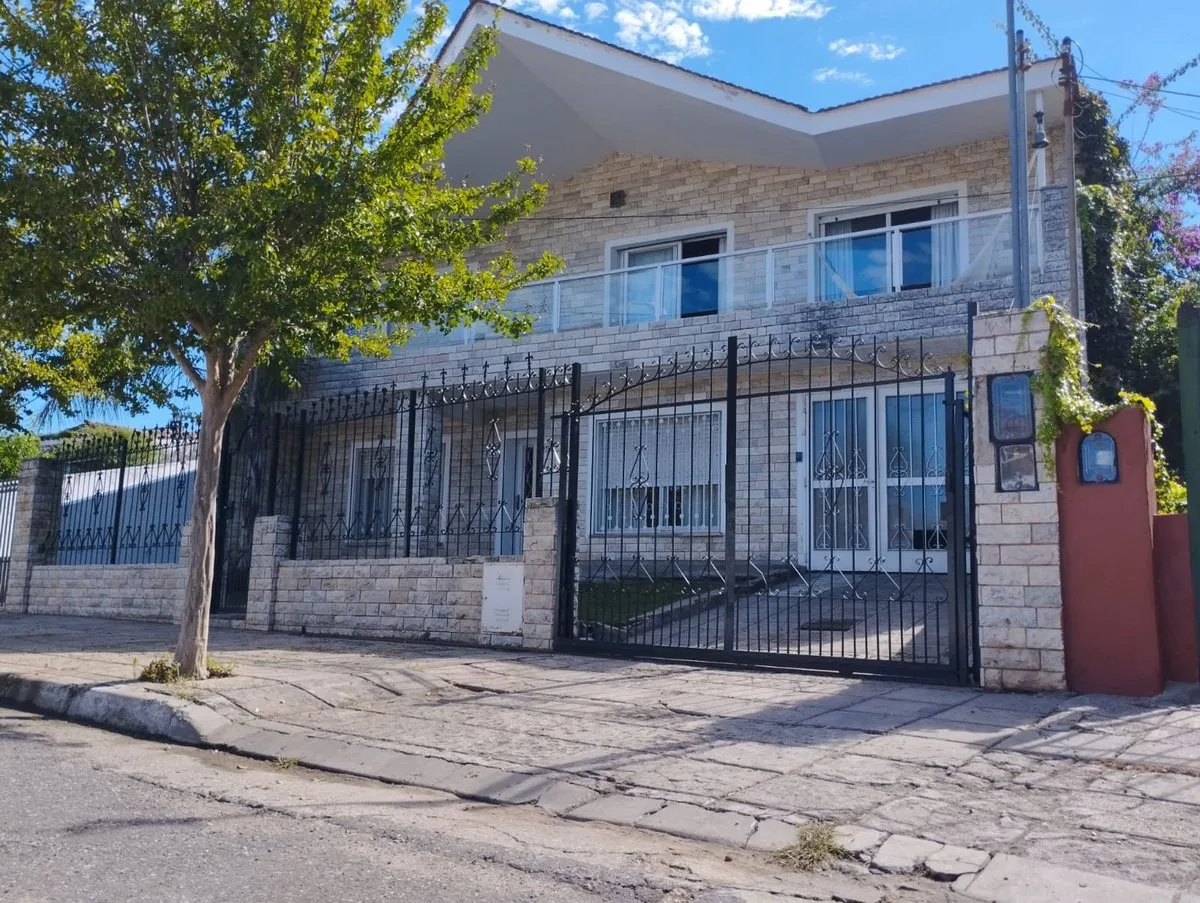 Casa en John Kennedy 100