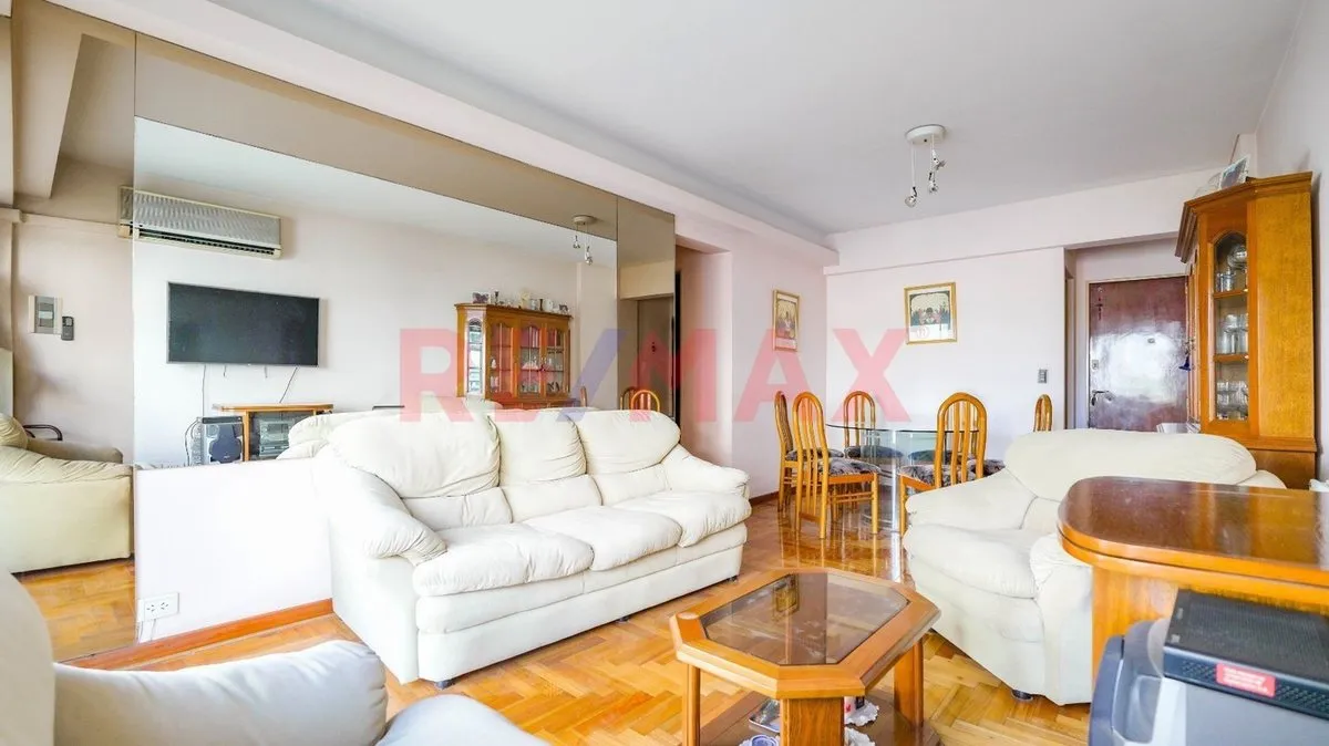 Departamento en Camargo 700