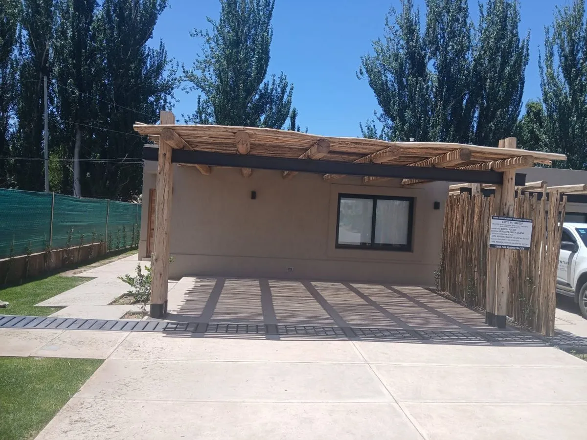 Casa en Castro Barros 200
