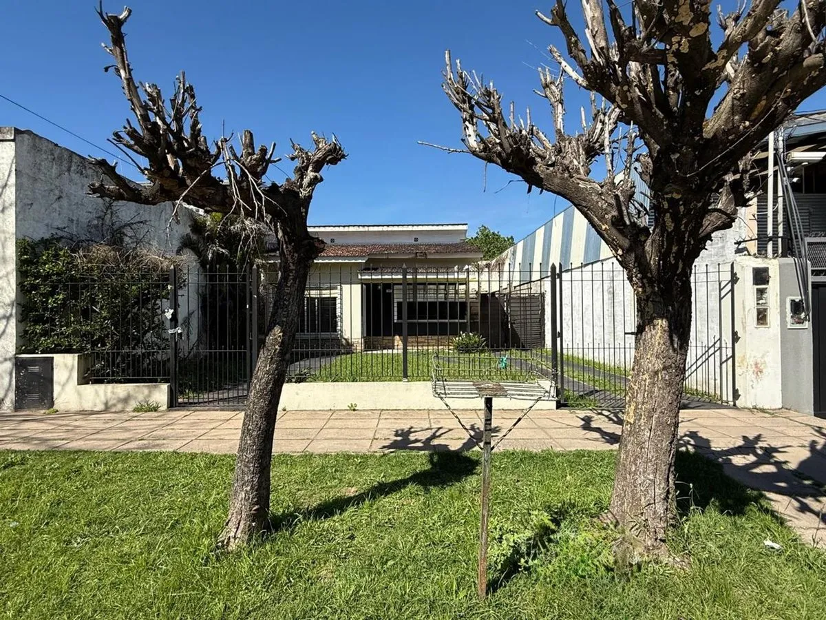 Casa en Avenida Intendente Pagano 2300