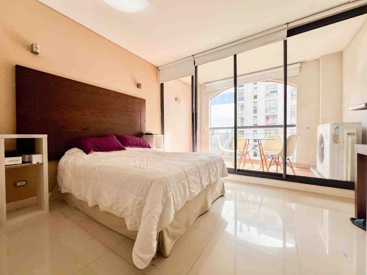 Departamento en Avenida Carballo 200